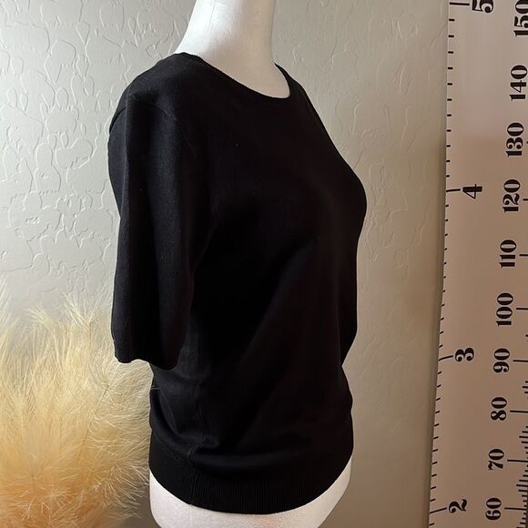 H&m short sleeve crewneck lightweight sweater top. Black w/ ribbed hemline. SZ S - Picture 5 of 10
